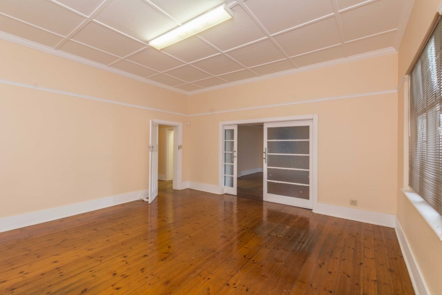 Commercial Property for Sale in Southernwood Eastern Cape